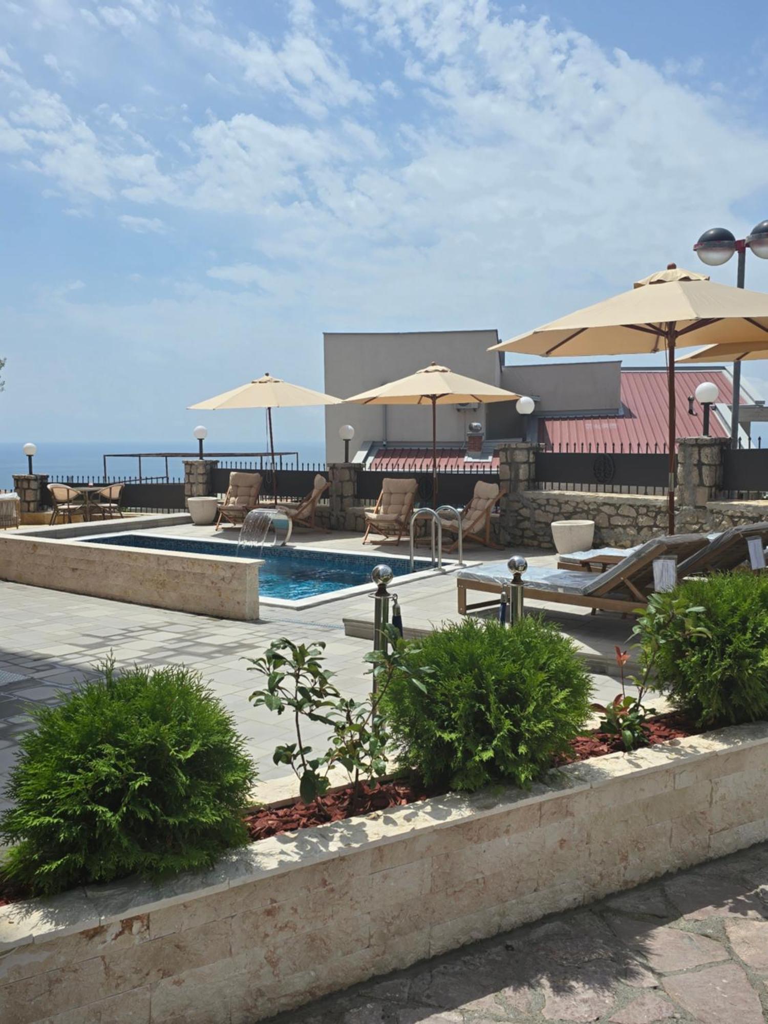 Apartments Mediteran Ulcinj Exterior photo